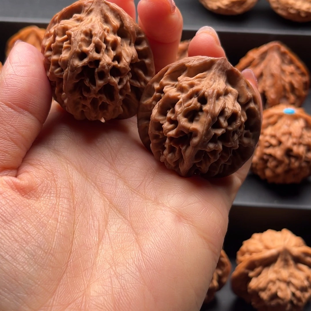 征***途把件文玩核桃秦闷