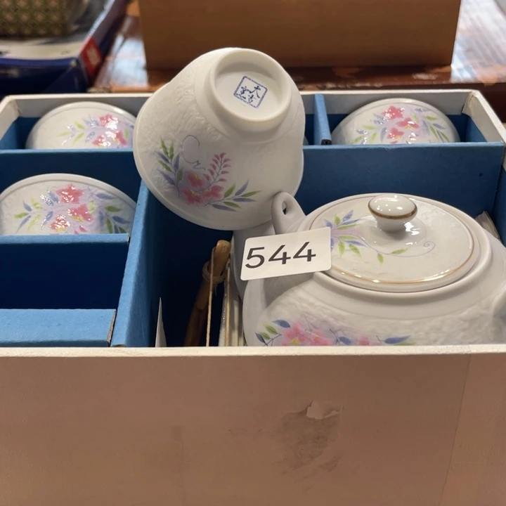 盖碗瓷器制作工艺精湛