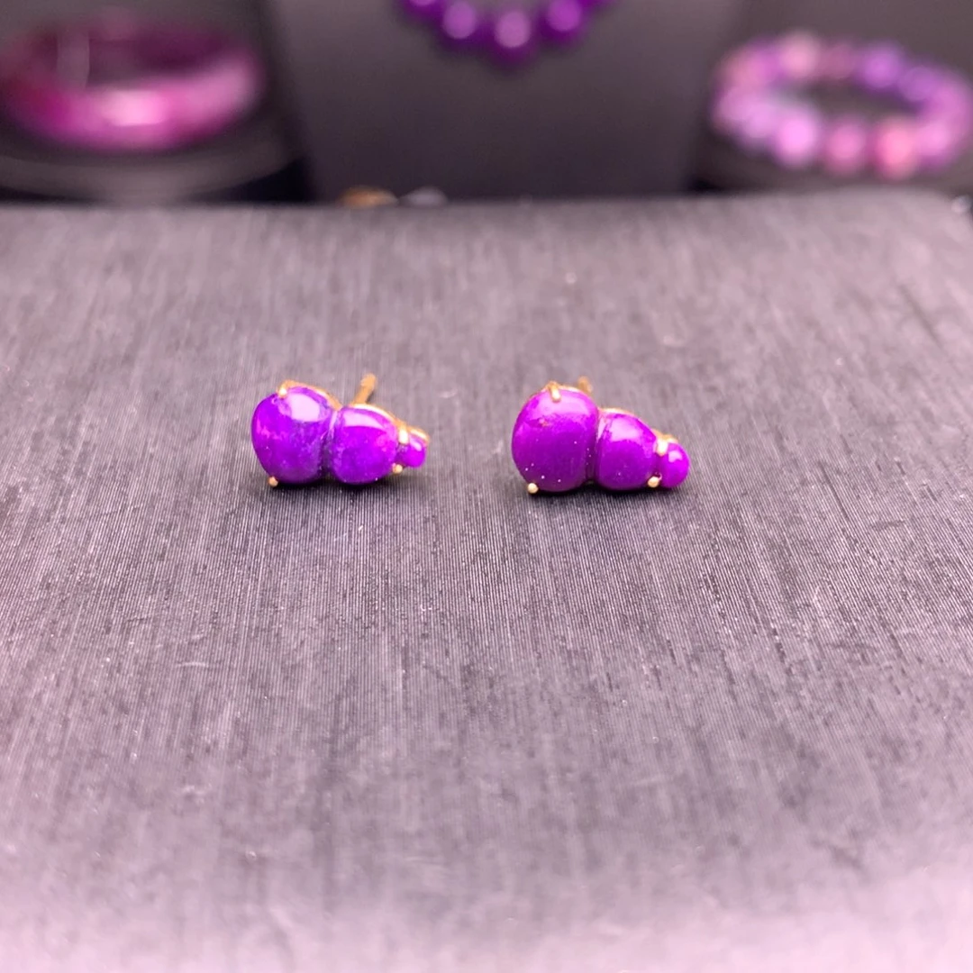 苏纪石（舒俱来）18K金镶嵌耳钉