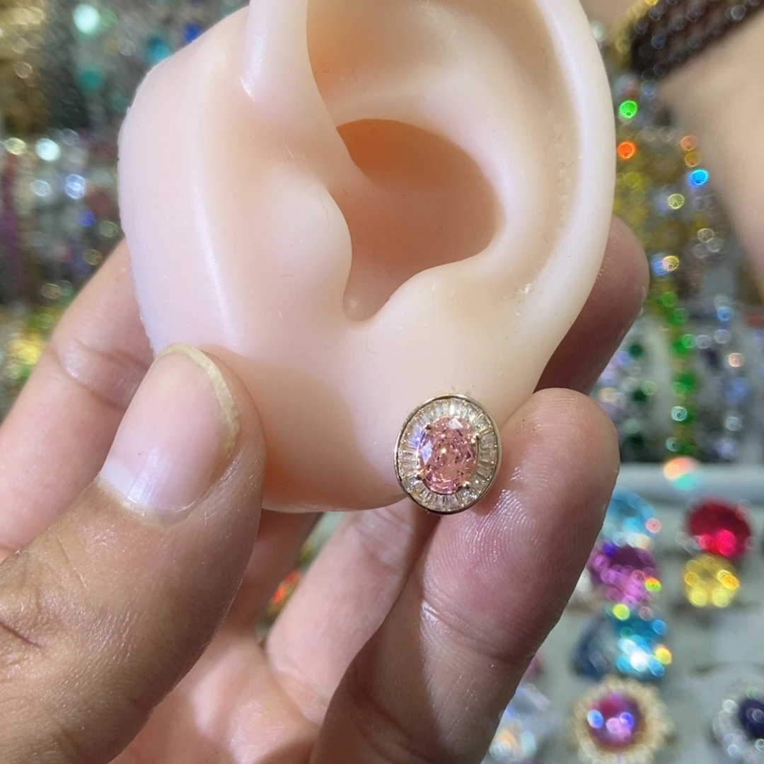 6锆石（处理）耳钉