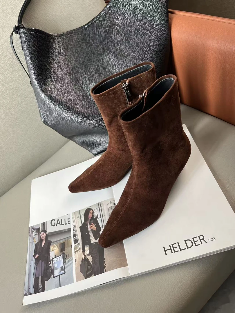 秋冬时尚方羊皮真皮百搭气质软底软面中筒靴7916