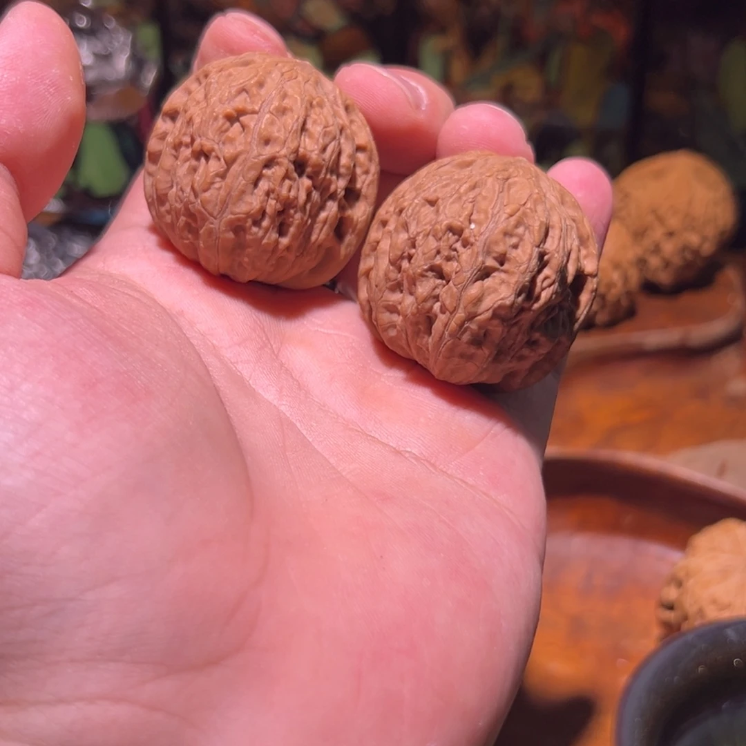 个***.文玩核桃吊坠38铁锤一对