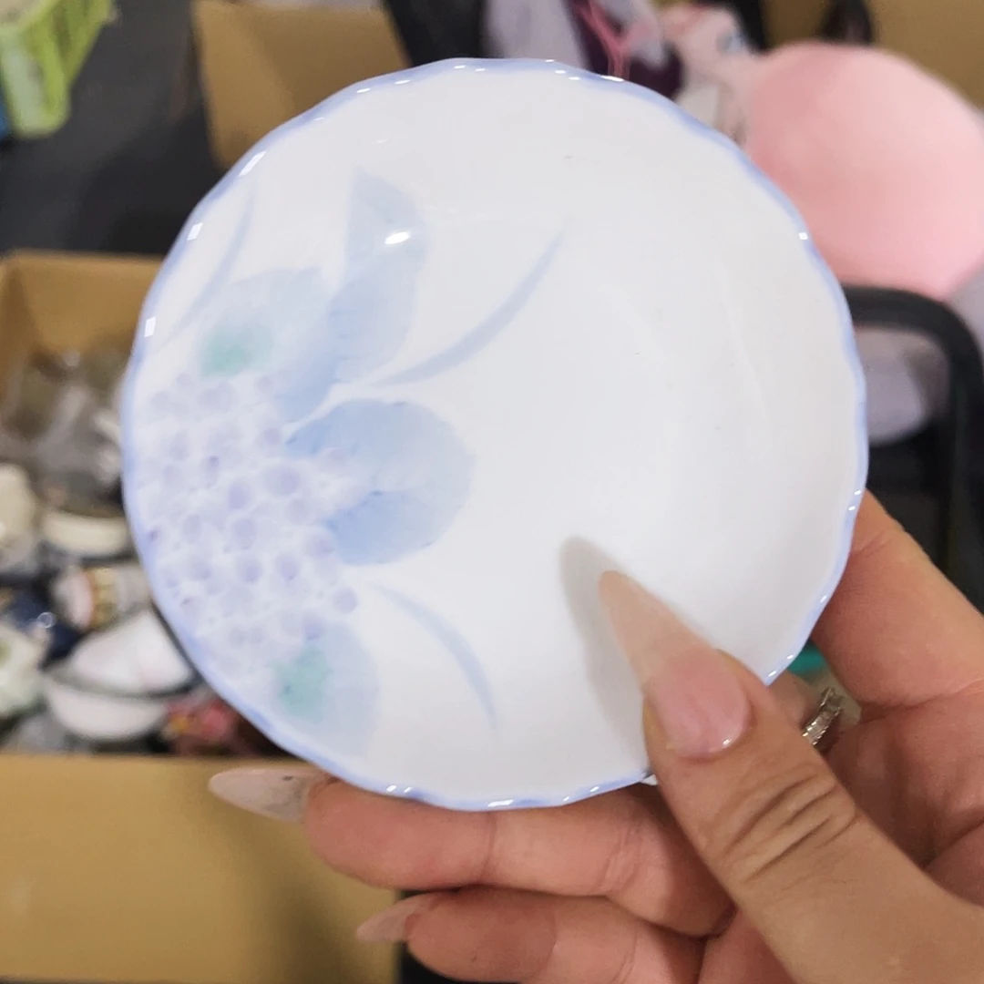 瓷片一**梨你要吃好了我等我吃