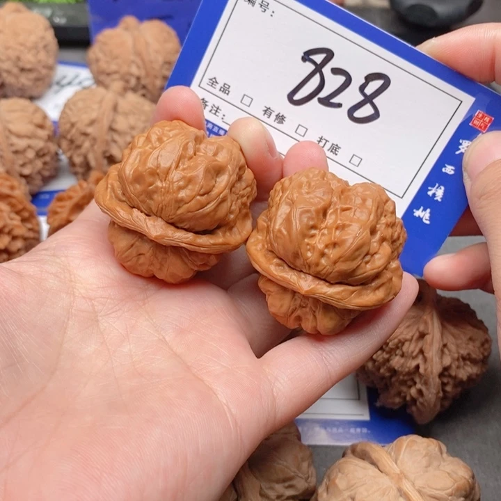 把件桃核38蛤蟆头828号牌