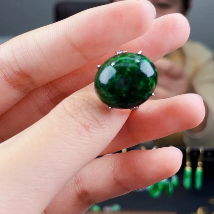 翡翠戒指银S925镶嵌饰品