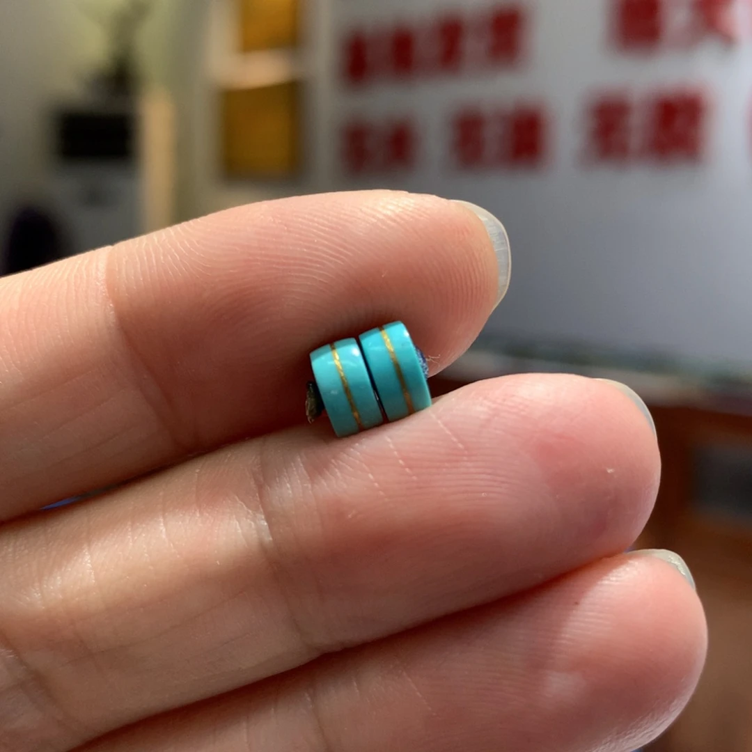 绿松石配饰未镶嵌