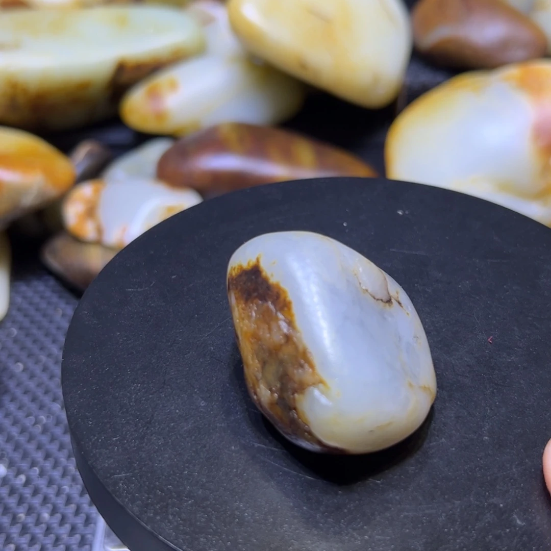 和田玉（子料）未镶嵌吊坠(不含链)74