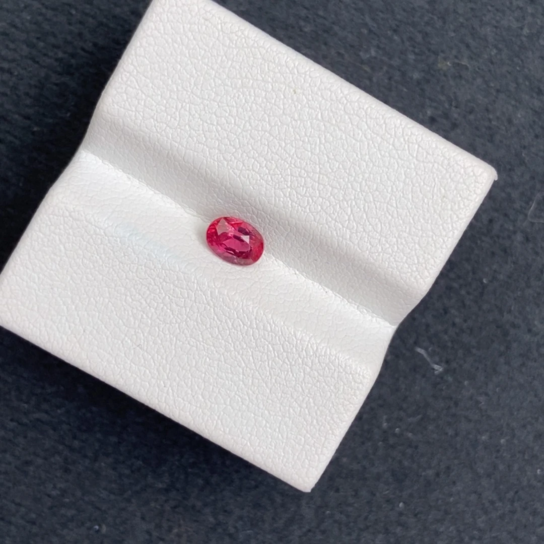 蓝宝石裸石0.48 ct