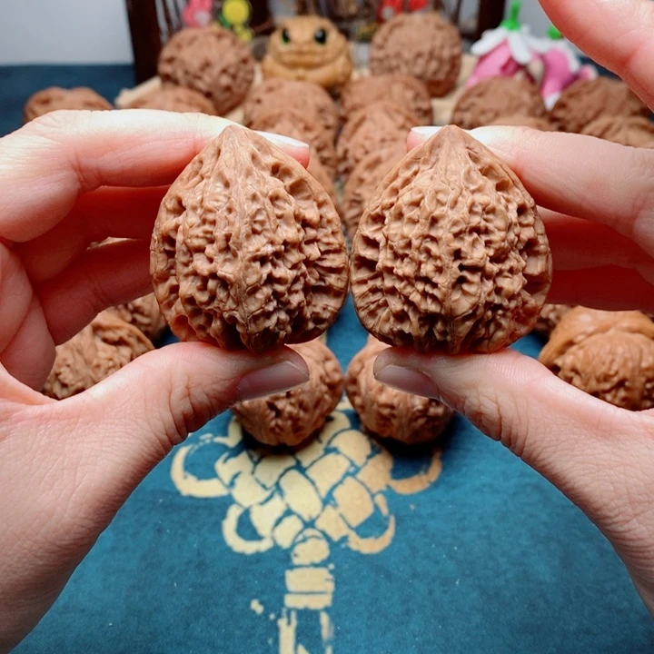 把件文玩核桃虎头王38