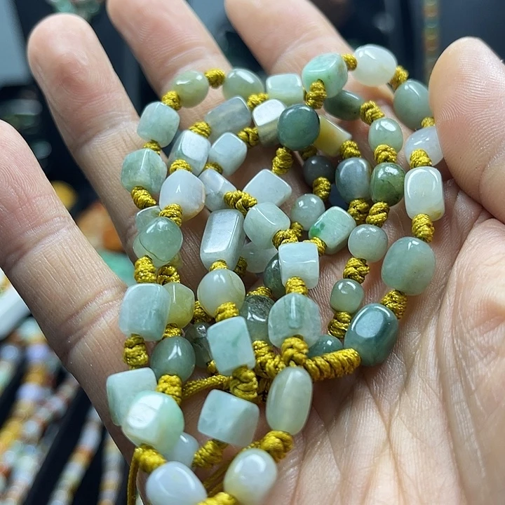 翡翠未镶嵌颈饰项链