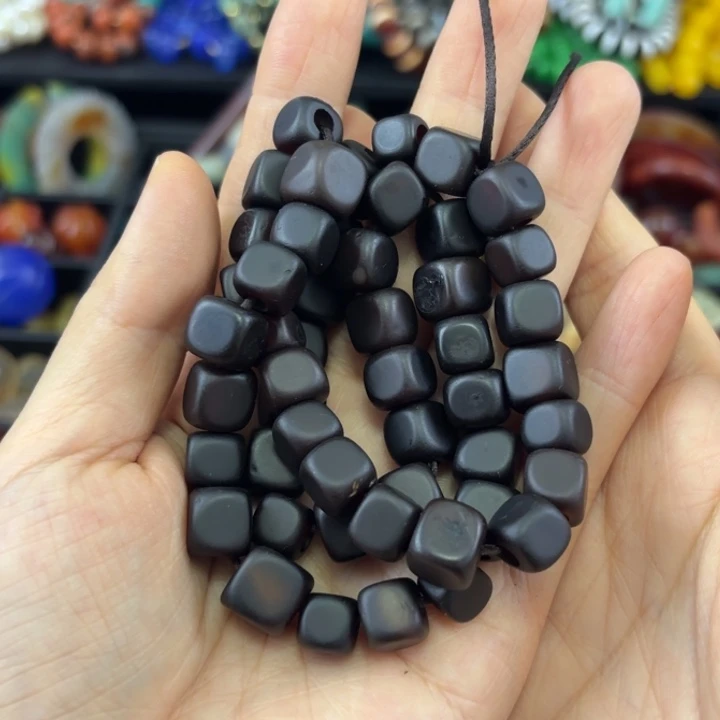 薯***咪玛瑙/玉髓未镶嵌颈饰