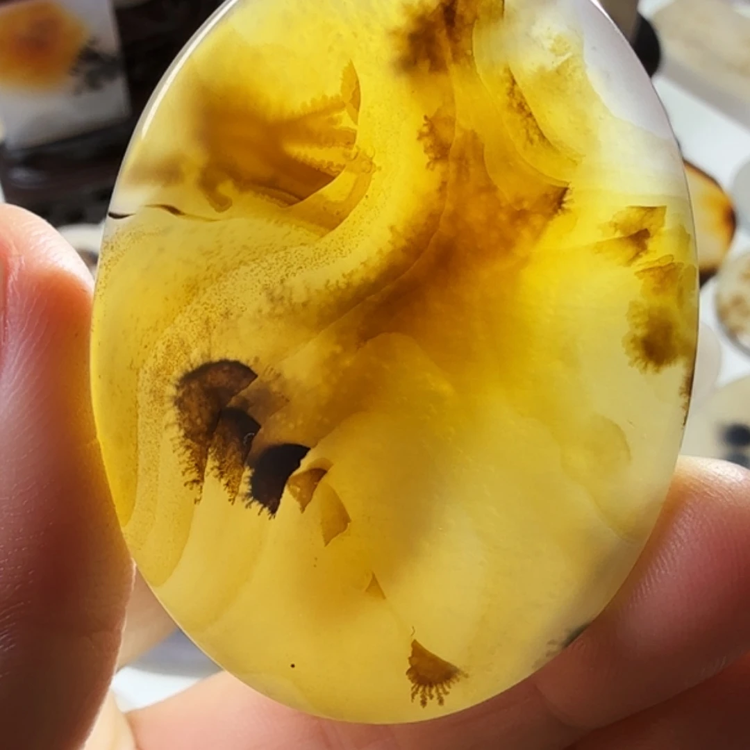 玛瑙/玉髓未镶嵌珠宝半成品