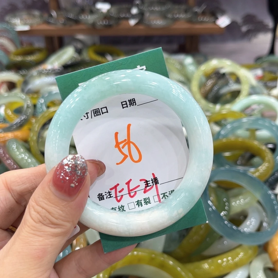 未镶嵌蛇纹石玉手镯手镯