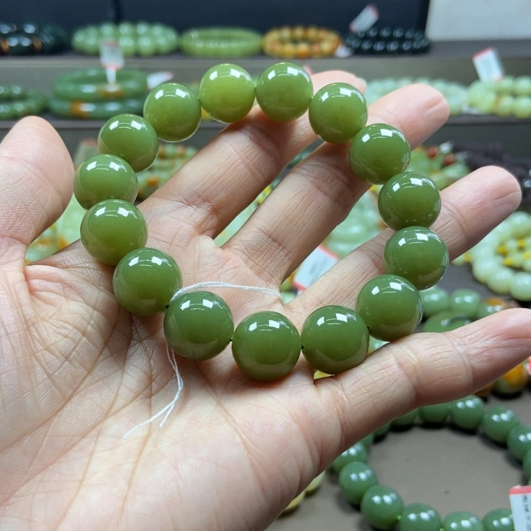 人***想手链未镶嵌透闪石质玉