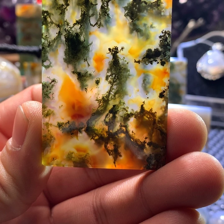 ****近玛瑙/玉髓未镶嵌颈饰