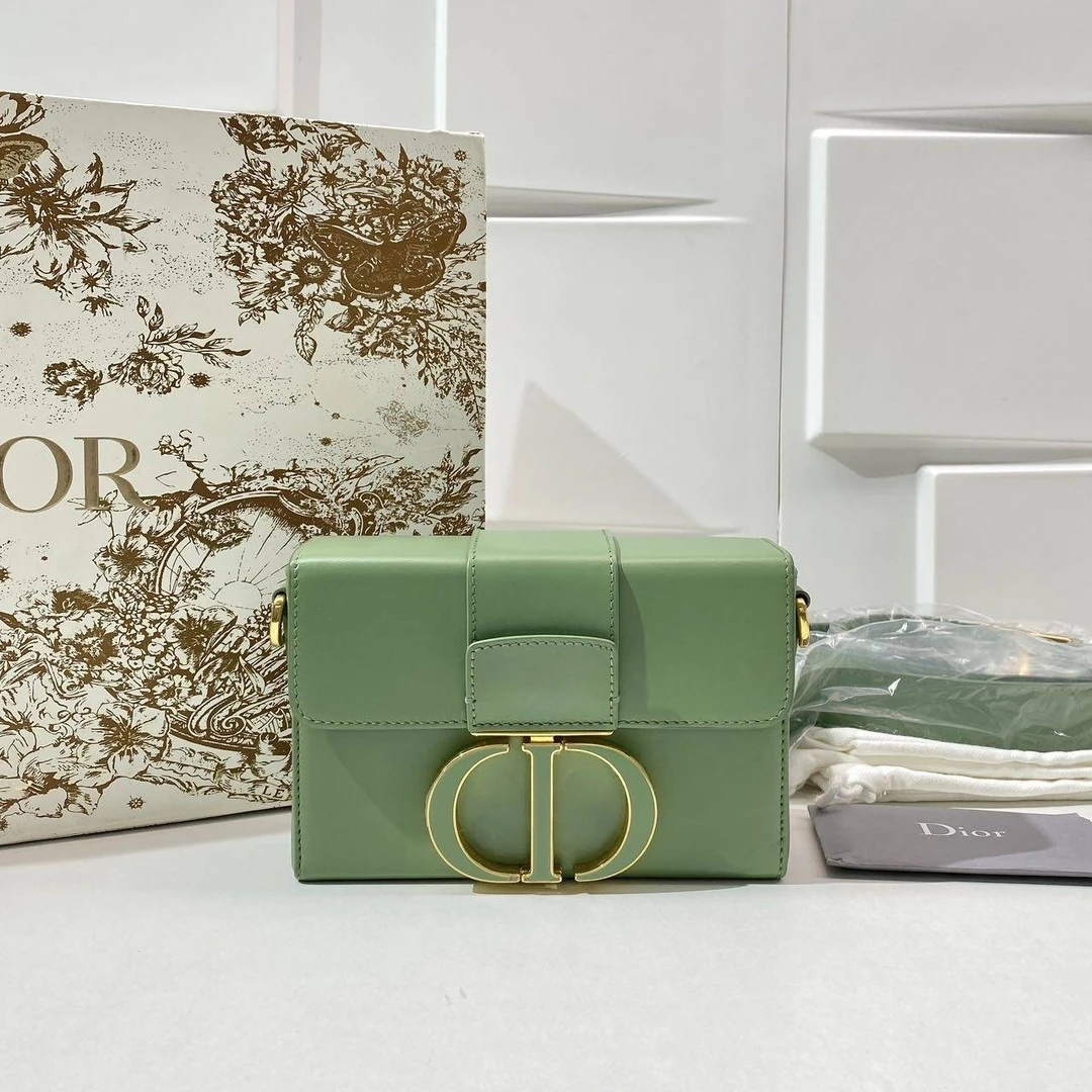 95新 DIOR/迪奥 小野专属 迪奥绿色蒙田盒子THYX1843
