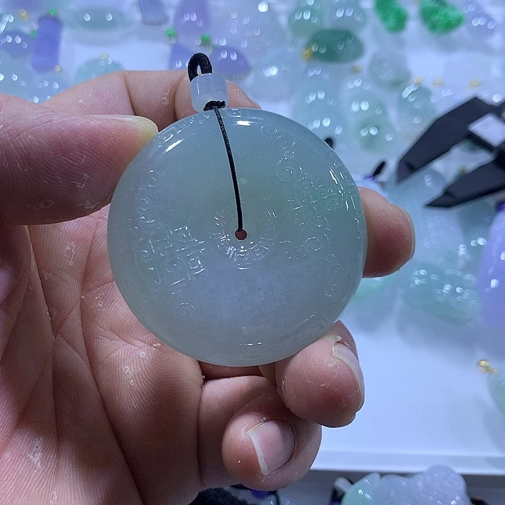 翡翠未镶嵌颈饰天然翡翠A货吊坠