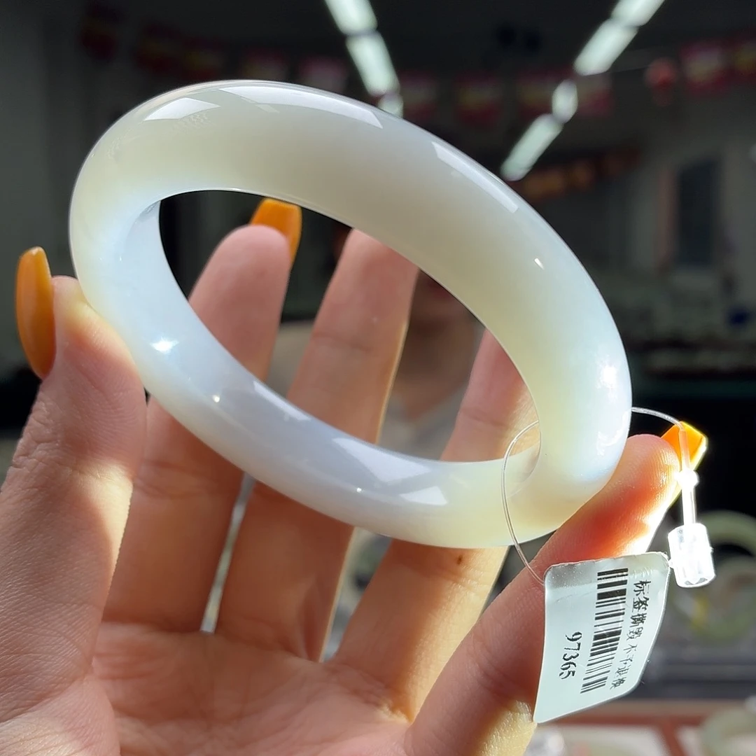 和田玉手镯未镶嵌56