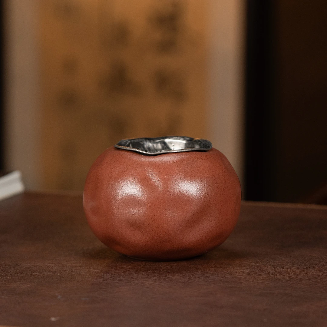【利贞｜柿子建水-枣红款】陶瓷创意茶渣缸带盖12*12*8.5cm福利DC
