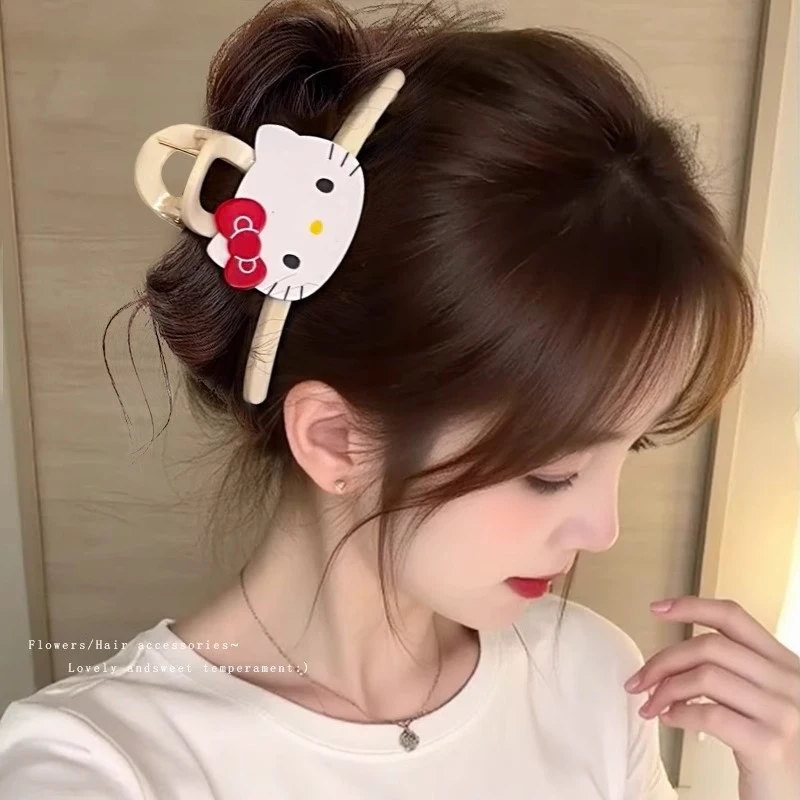 创意hellokitty可爱甜美新款抓夹女小众高级感后脑勺鲨鱼夹子发饰
