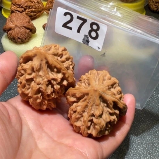 文玩核桃把件招财鼠42