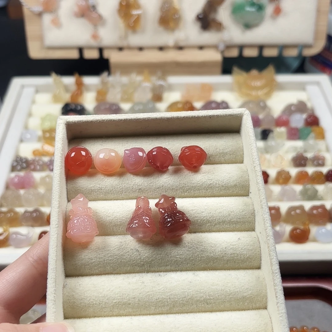 —***—玛瑙/玉髓未镶嵌颈饰