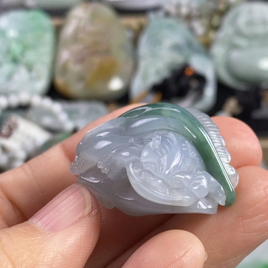 翡翠颈饰未镶嵌金蟾招财进宝