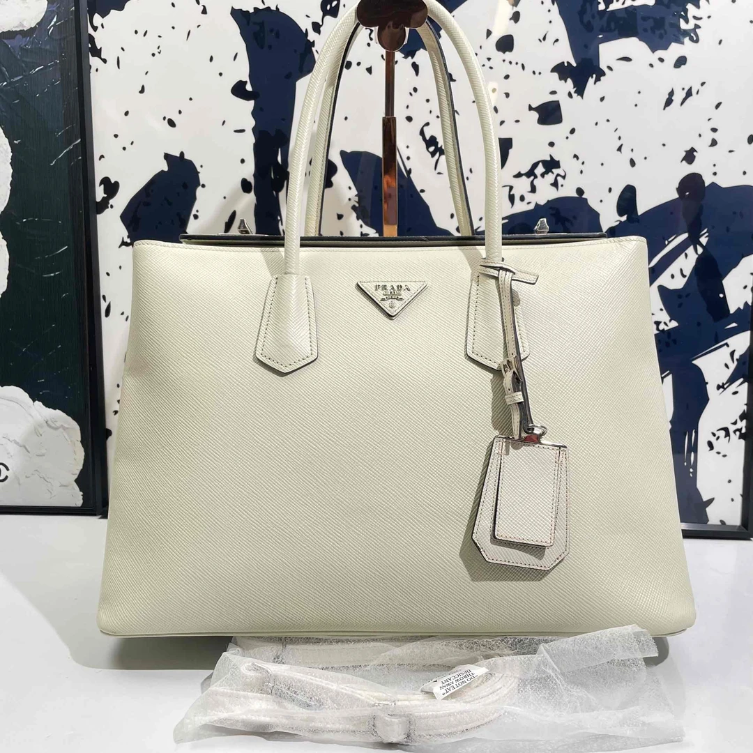 95新  小野专属/95新/普拉达/单肩包/DJ6620