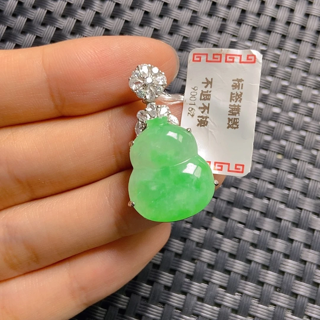 翡翠银S925镶嵌颈饰