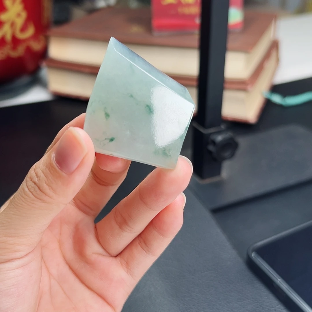 未镶嵌定制翡翠翡翠
