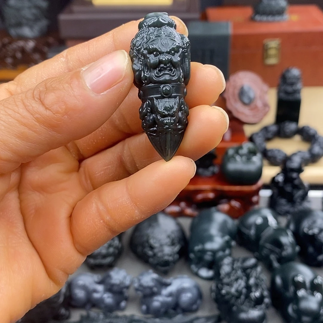 和田玉（青玉）未镶嵌颈饰