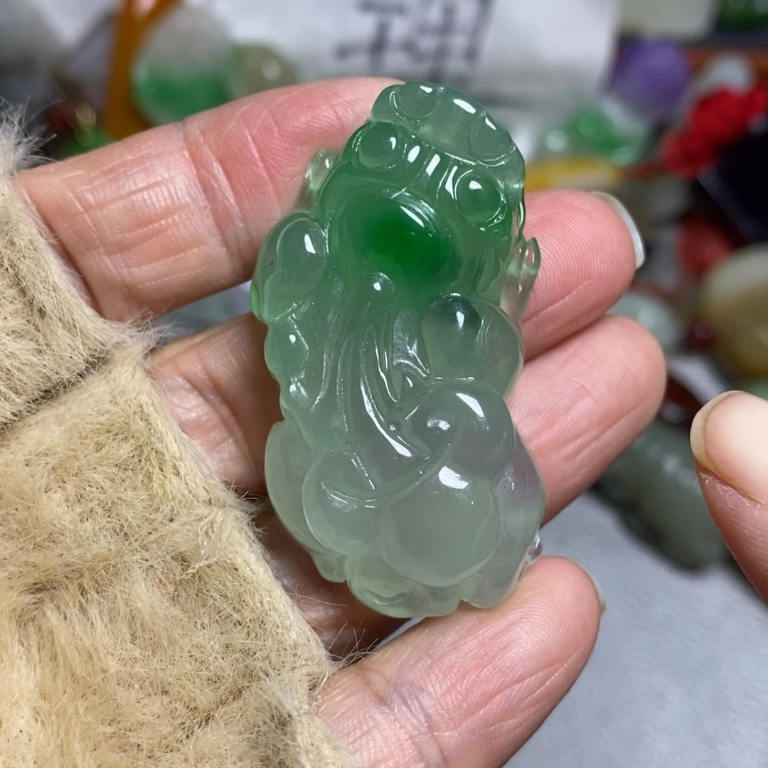 和田玉（糖玉）未镶嵌颈饰