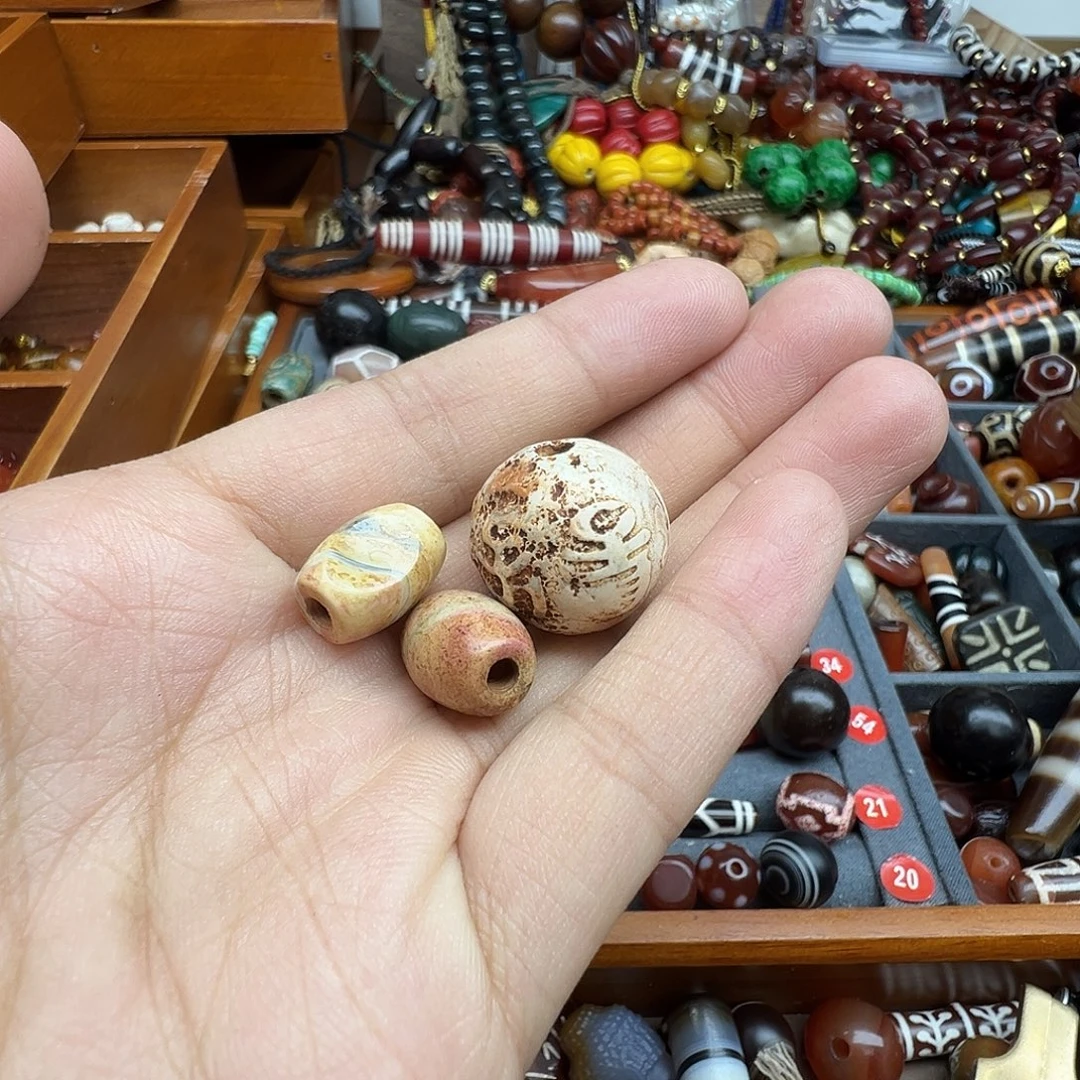 代***吉玛瑙/玉髓未镶嵌珠宝半成品