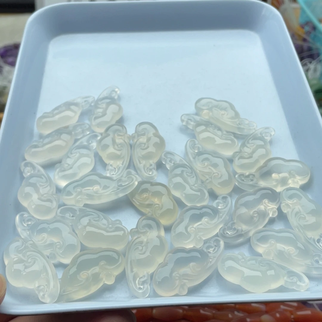 玛瑙/玉髓合金珠宝半成品一个装荔枝冻白玛瑙祥云吊坠15*32mm