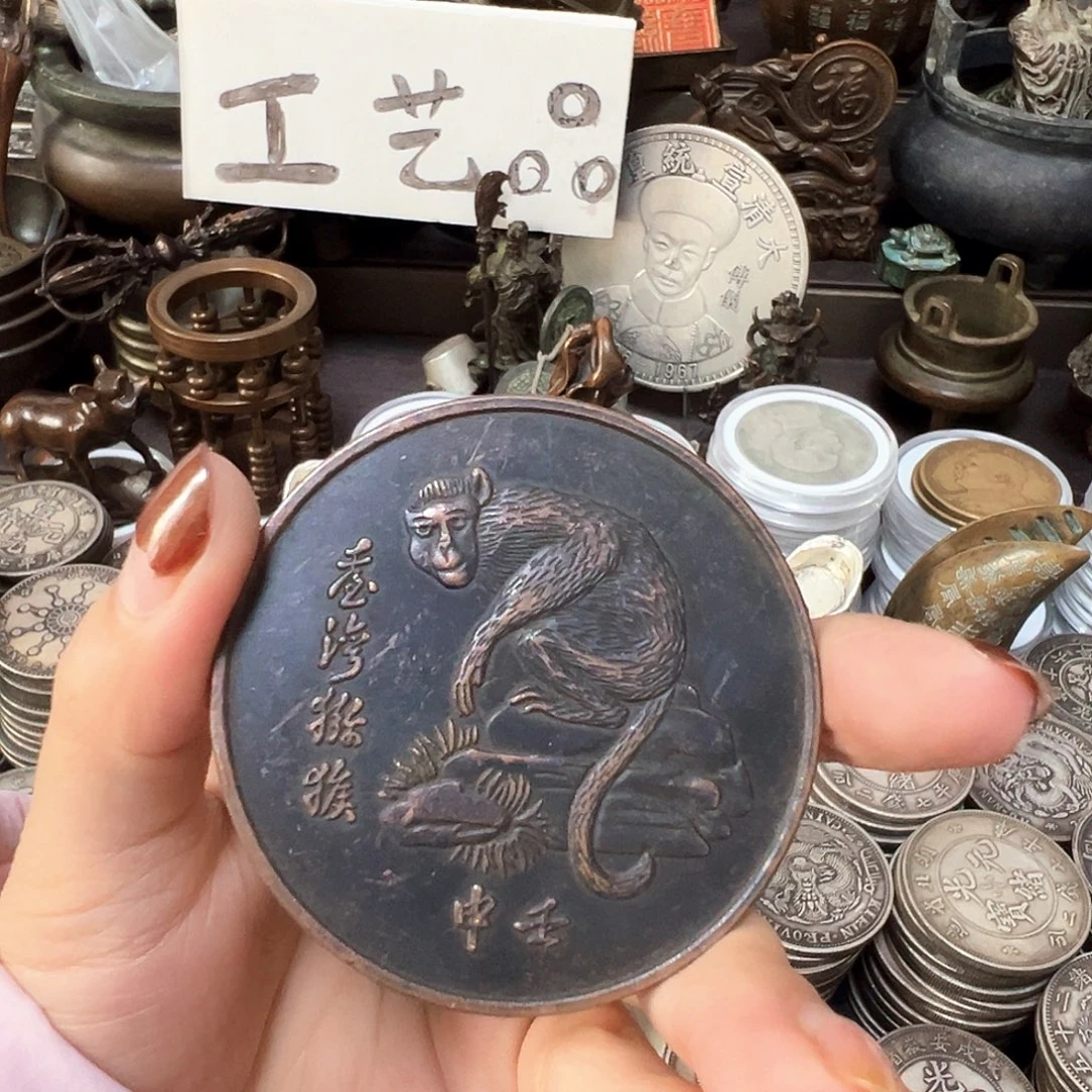 金属复古风格摆件