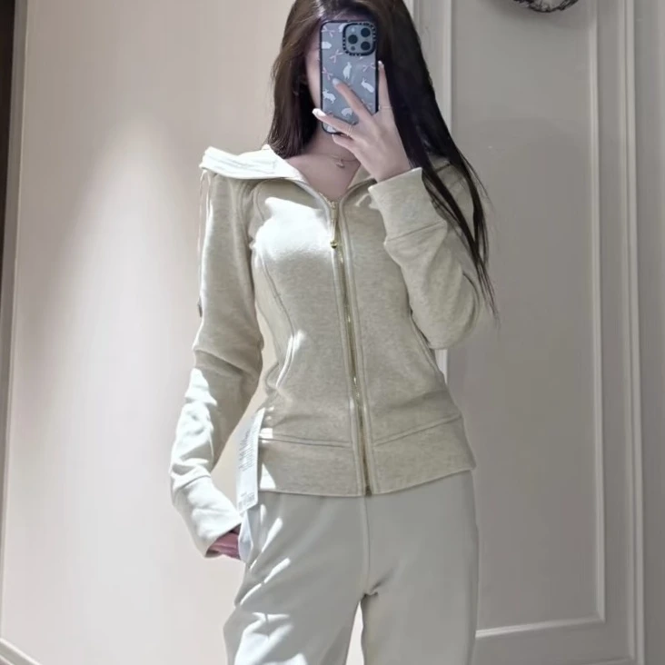 一样样的开衫卫衣-专属优惠