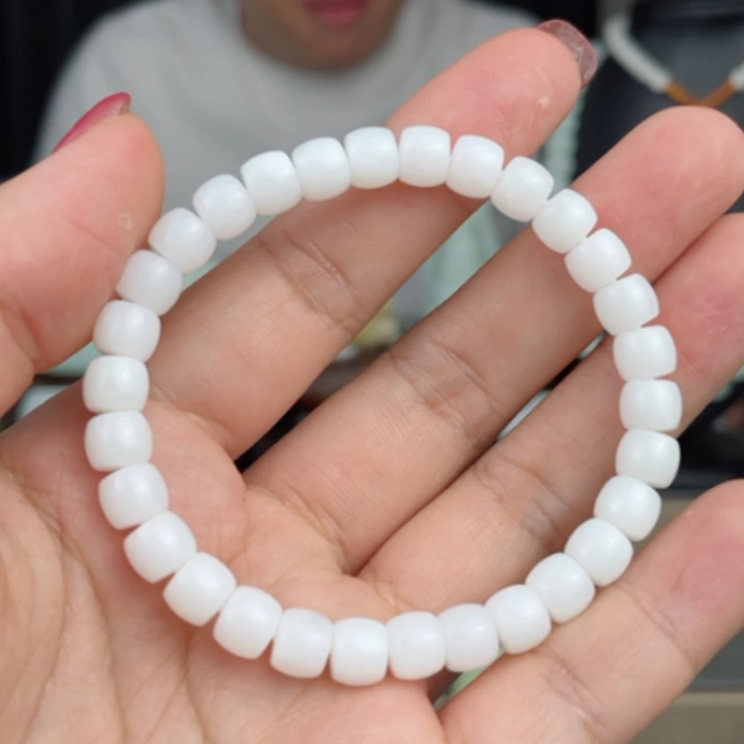 【闪购商品】颈饰未镶嵌和田玉