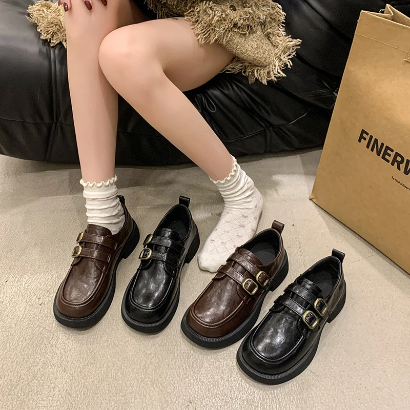 黑色复古乐福鞋女2025春季新款厚底一脚蹬jk单鞋书院英伦风小皮鞋