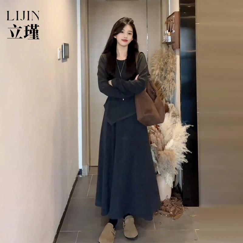 入冬一整套装灰色洋装子女秋冬季2025年新款高级感内搭内搭长裙