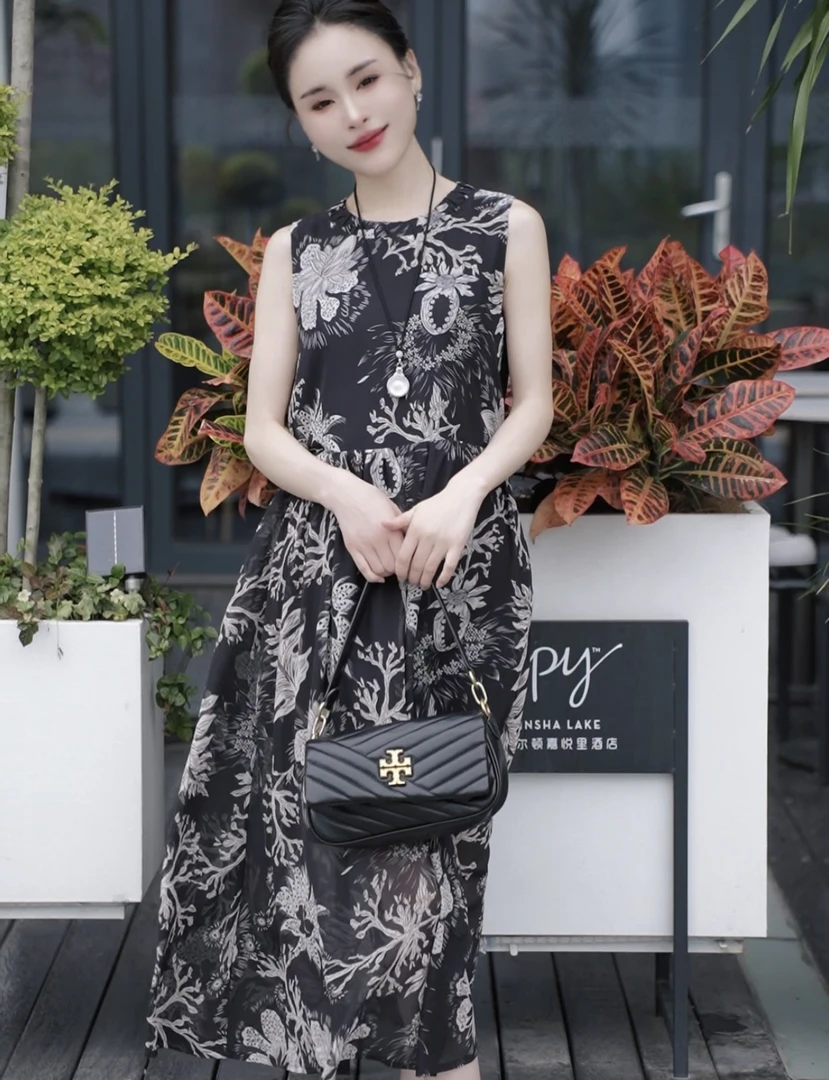 法式气质复古巨好看花色无袖连衣裙子女夏季2025新款今年流行爆款