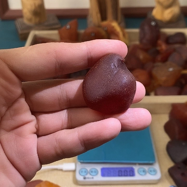 裸石琥珀未镶嵌金珀