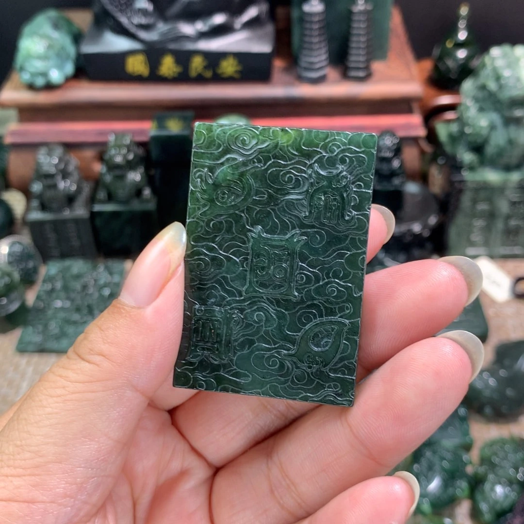 ꪟ***路泰山玉五岳图挂牌