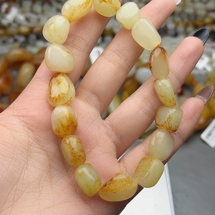 和田玉（糖玉）未镶嵌手链