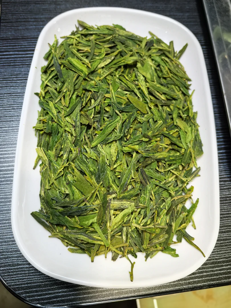 炒青扁型绿茶-越乡龙井茶