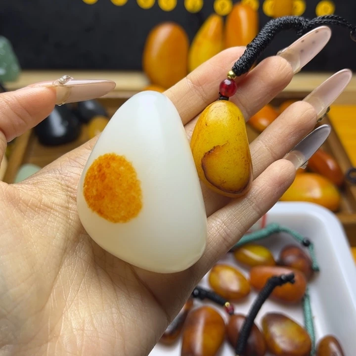 春***月未镶嵌和田玉（糖玉）珠宝半成品
