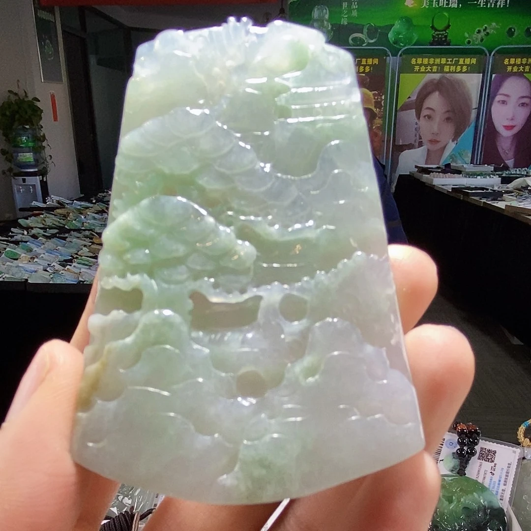 颈饰未镶嵌翡翠翡翠