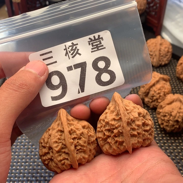 .***ꪝ吊坠文玩核桃马蹄