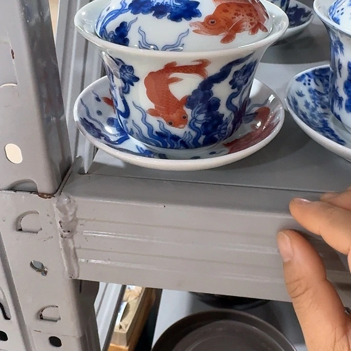 主人杯一个，瓷，品茗瓷