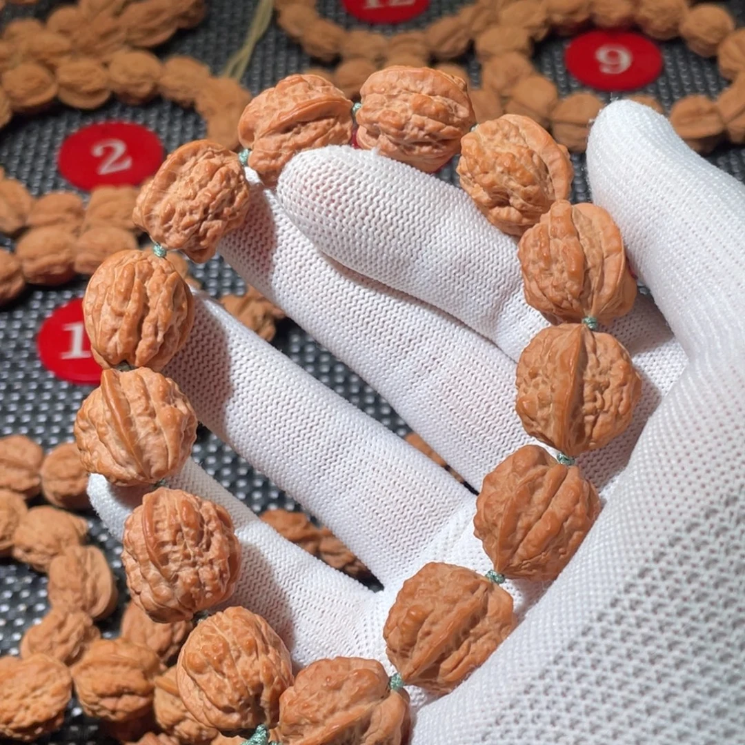 小***头文玩核桃手串嵩山蛤蟆头异形