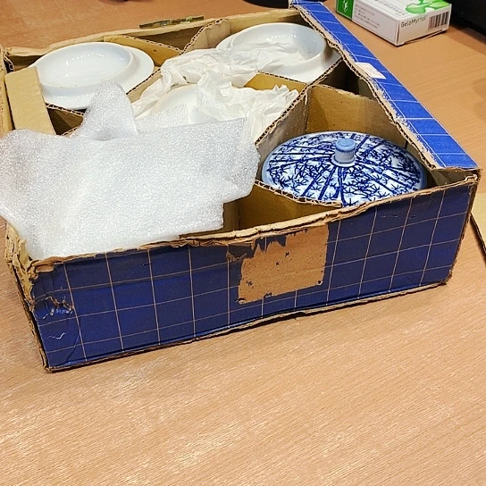 万千严选瓷器杂货如图所示纷**扰